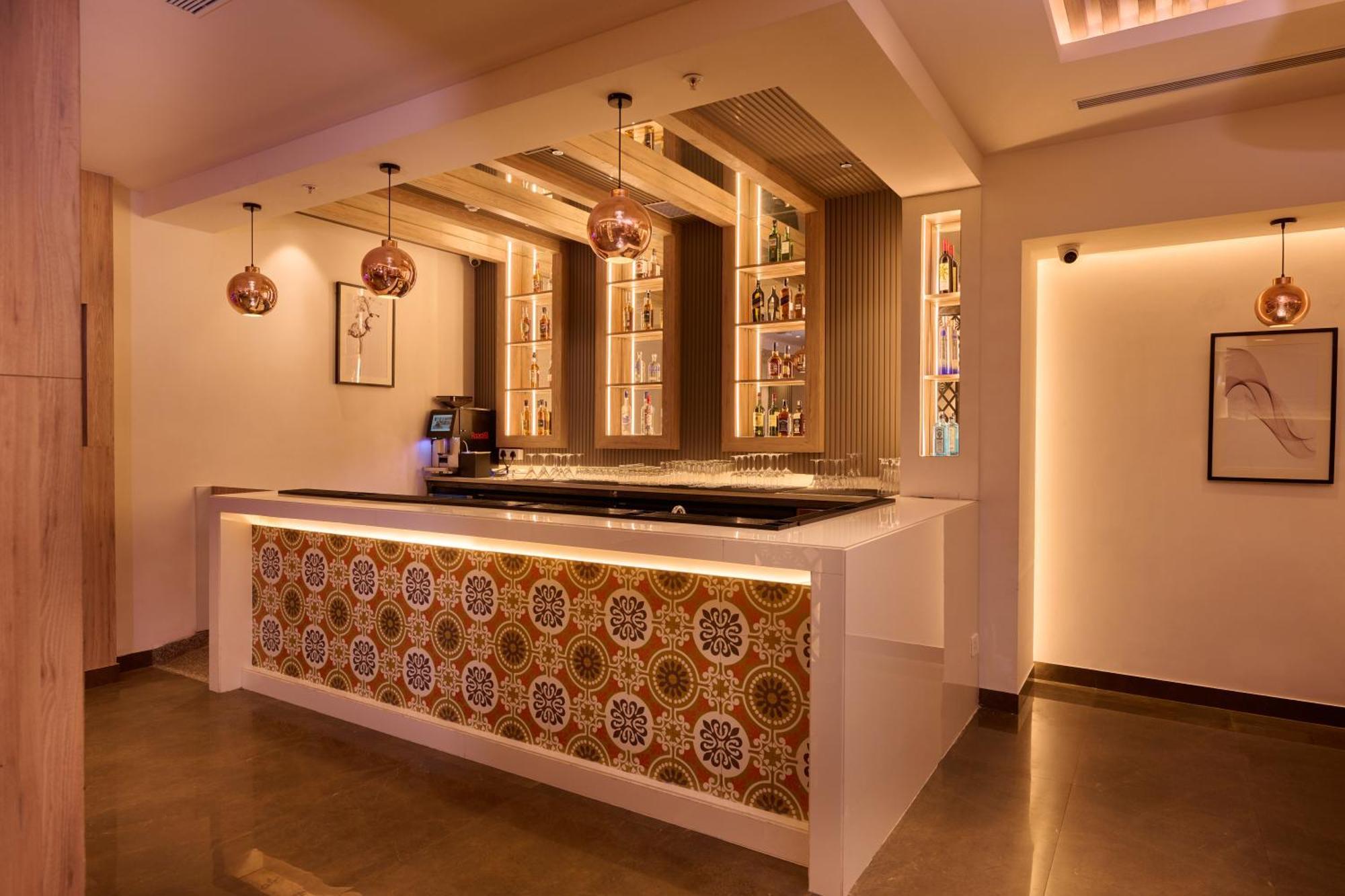 Delite Sarovar Portico Faridabad Eksteriør bilde