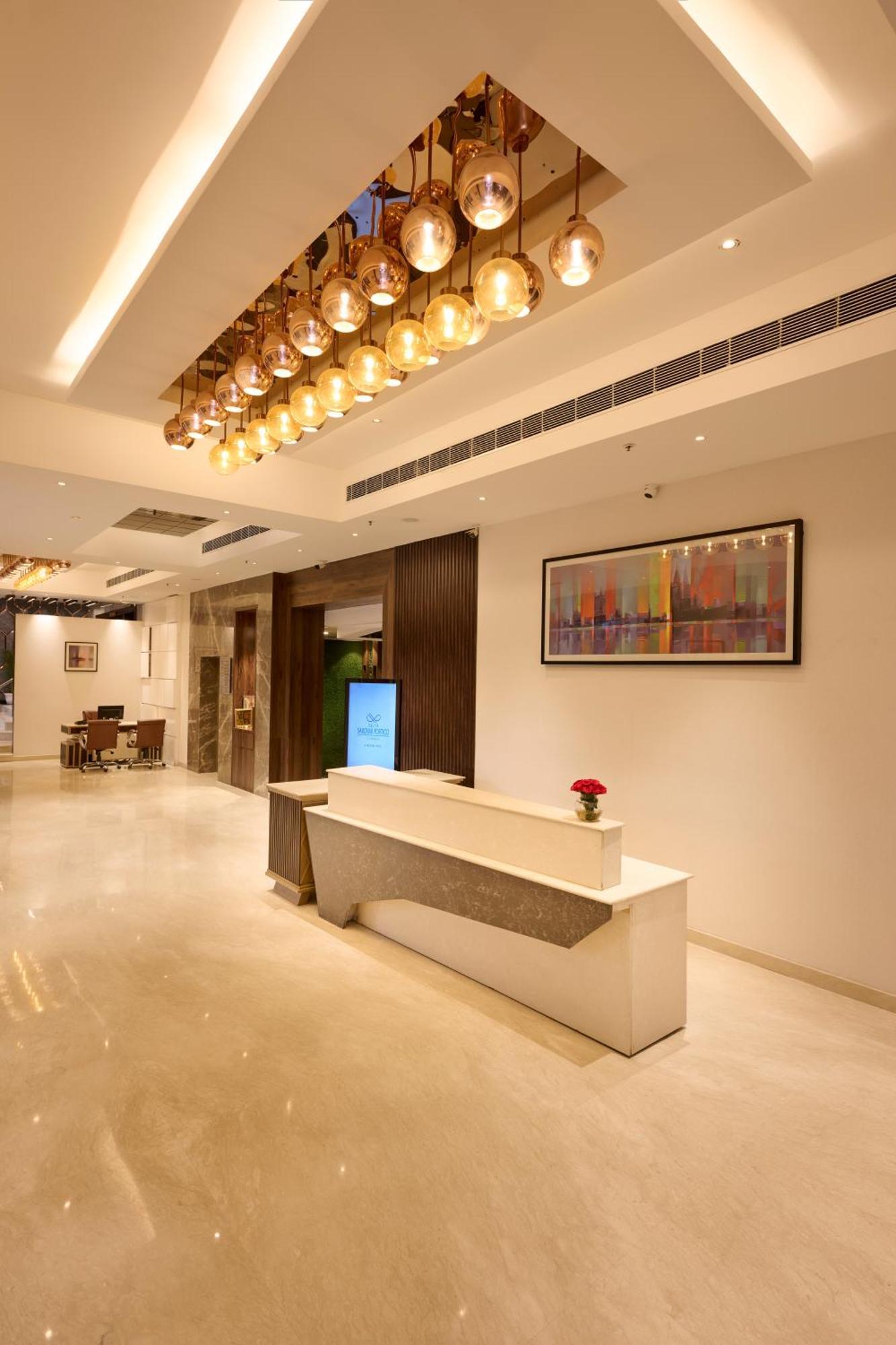 Delite Sarovar Portico Faridabad Eksteriør bilde