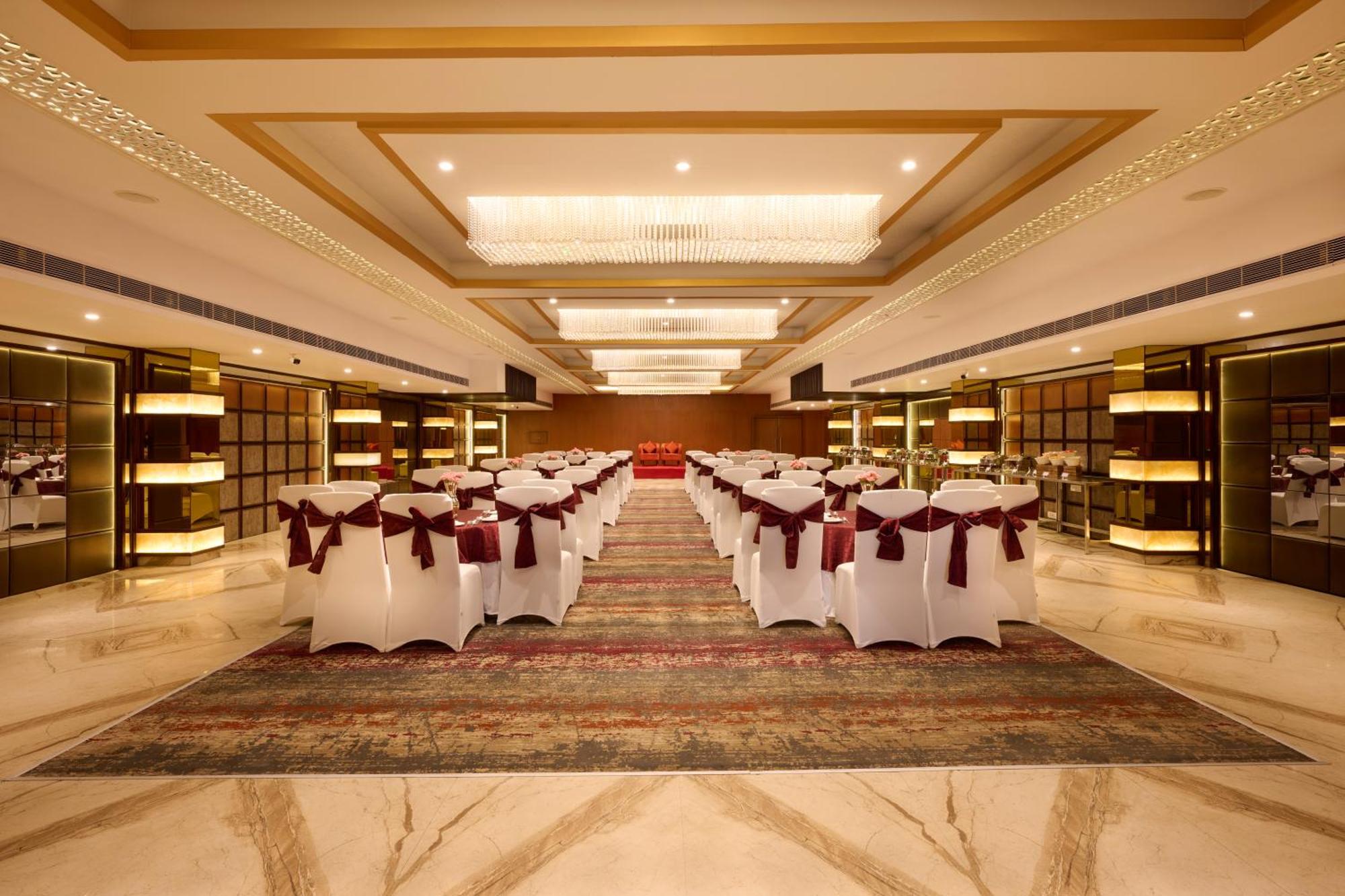Delite Sarovar Portico Faridabad Eksteriør bilde
